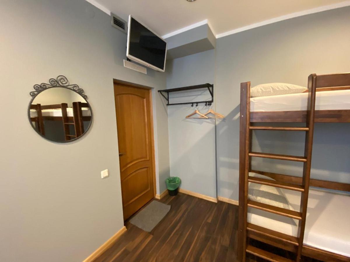 Aparthotel Riga Exteriör bild Hostel room in Vilnius, Lithuania