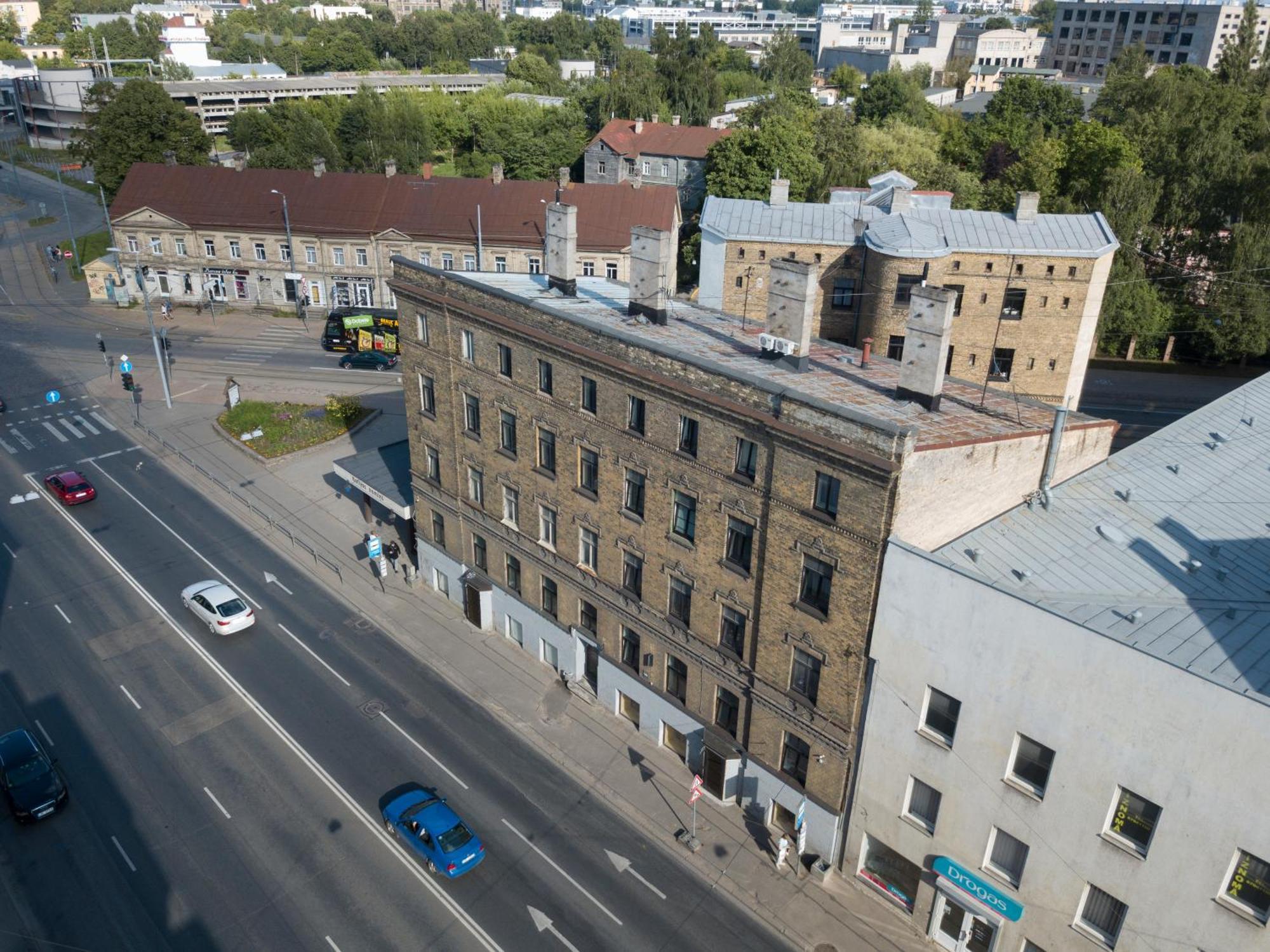Aparthotel Riga Exteriör bild The building of the former Kaunas Jewish school