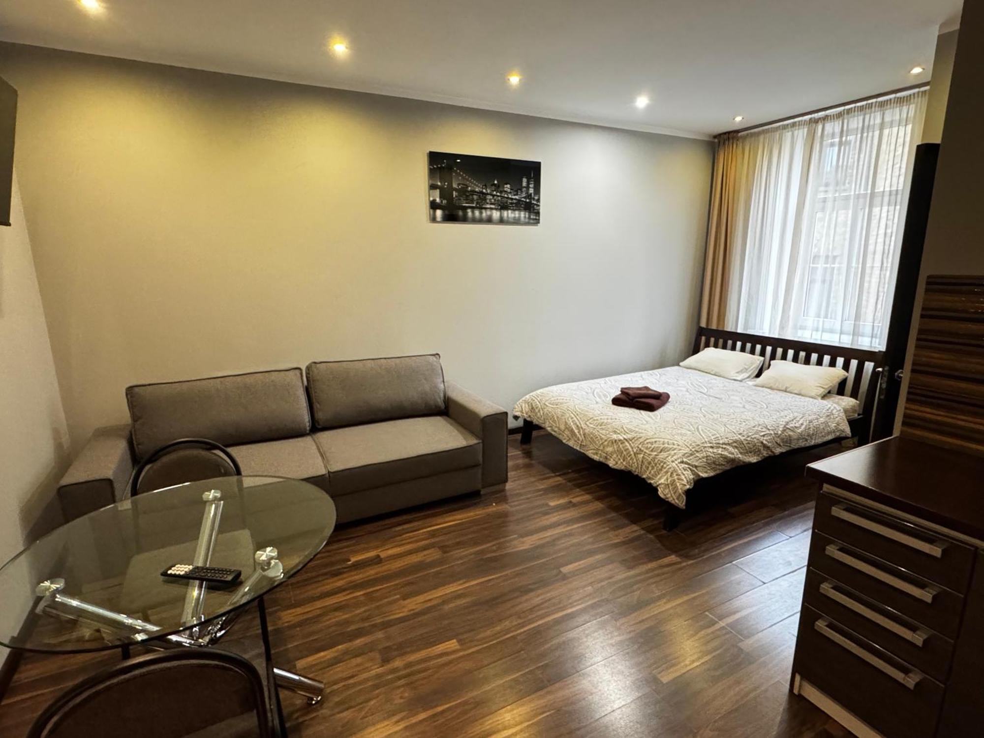 Aparthotel Riga Exteriör bild A studio apartment in London