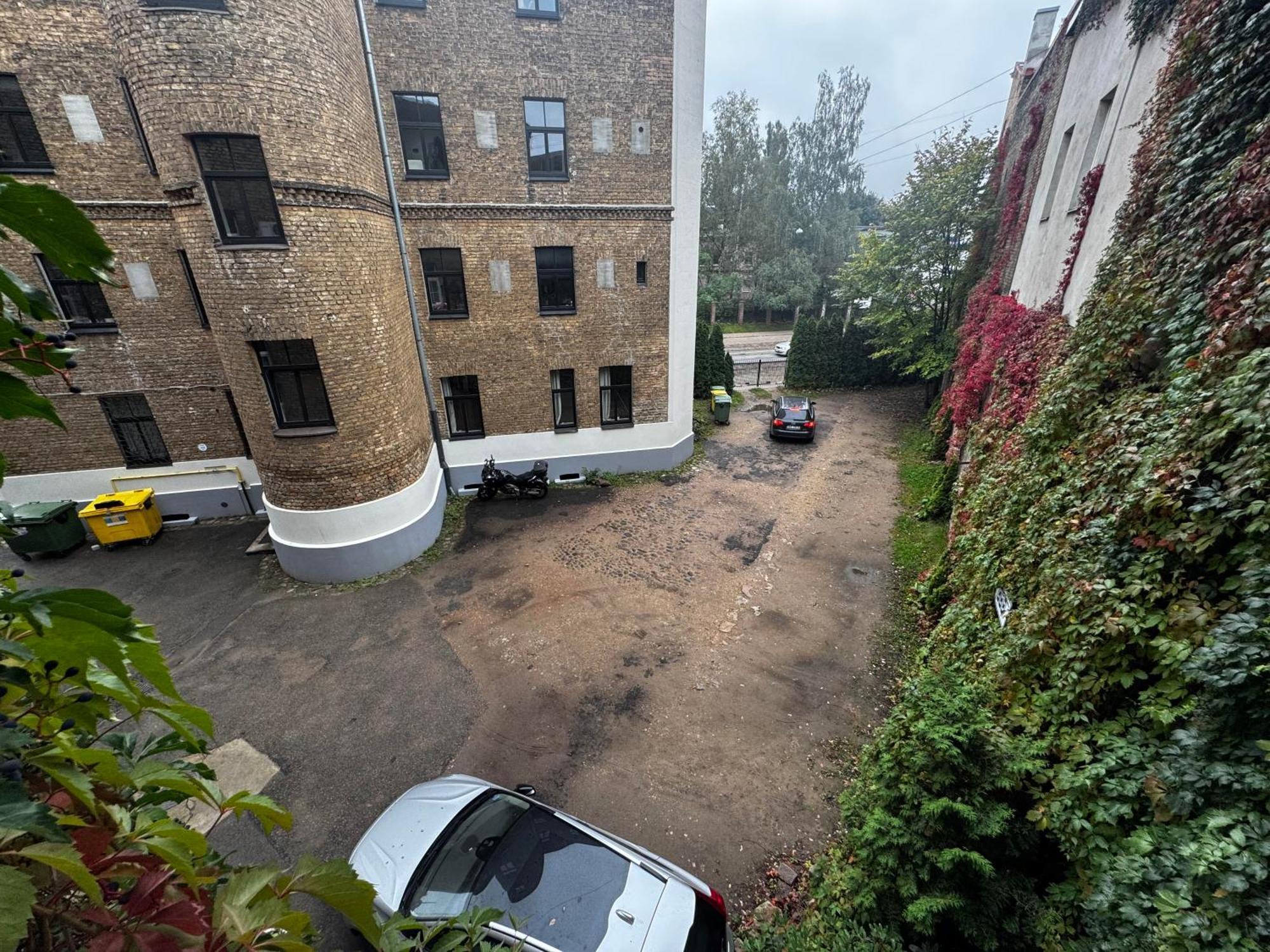 Aparthotel Riga Exteriör bild The site of the station in 2019