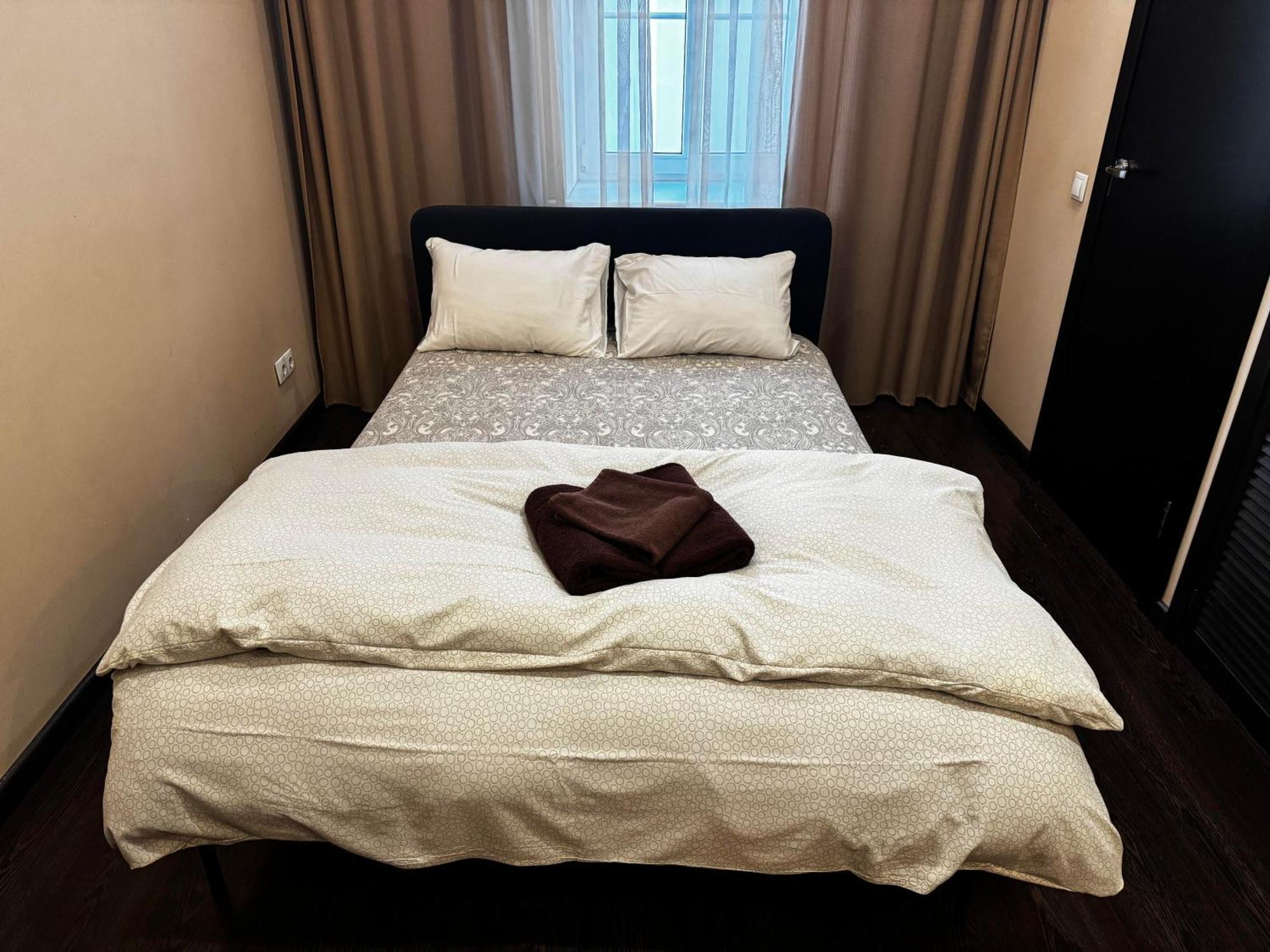 Aparthotel Riga Exteriör bild A futon bed