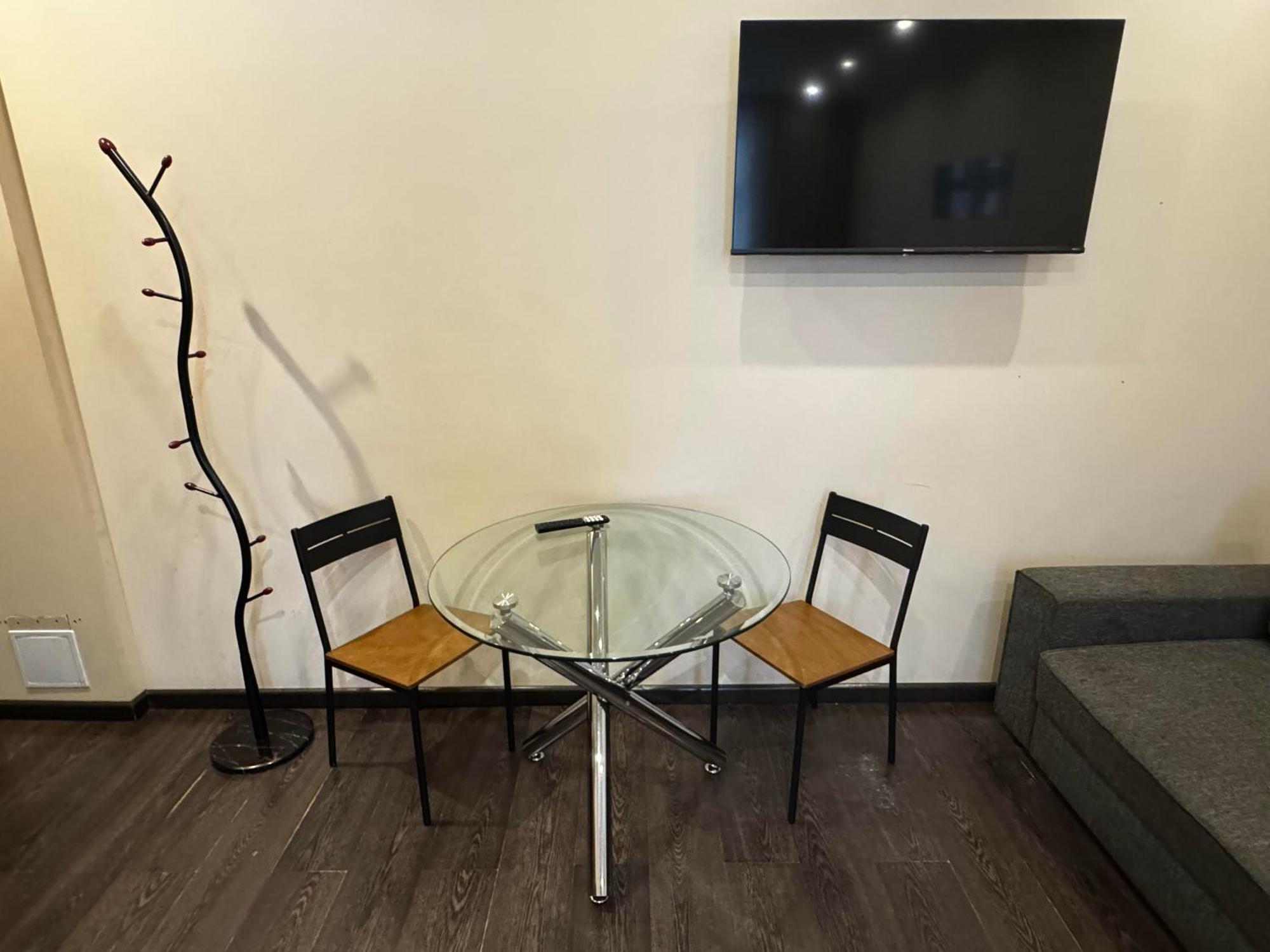 Aparthotel Riga Exteriör bild A coat rack